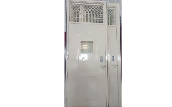 泽普学校教室门