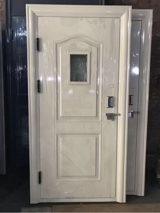 泽普学校教室门 泽普学校教室门