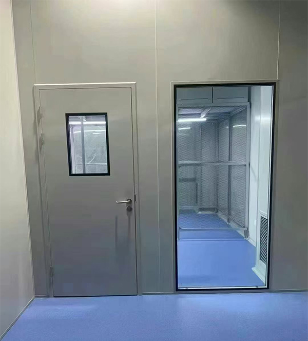 学校教学楼完成泽普防火门标准化安装